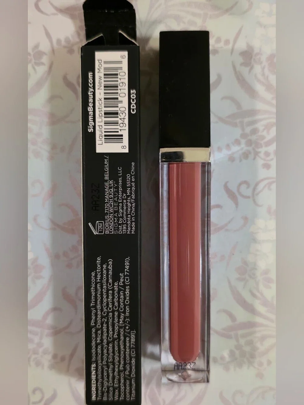 BNIB Sigma Beauty Liquid Lipstick - Warm Rose (Women Makeup)